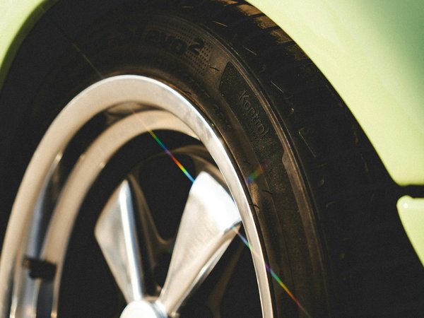 Comment le recycling des batteries de véhicules électriques impacte-t-il l'environnement?